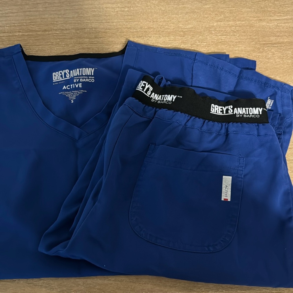 Greys anatomy scrubs